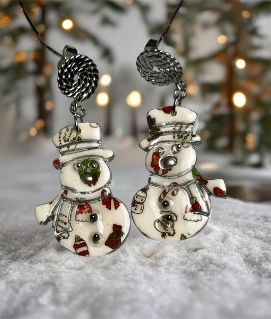 Christmas Pattern Snowman with Silver Rope Posts