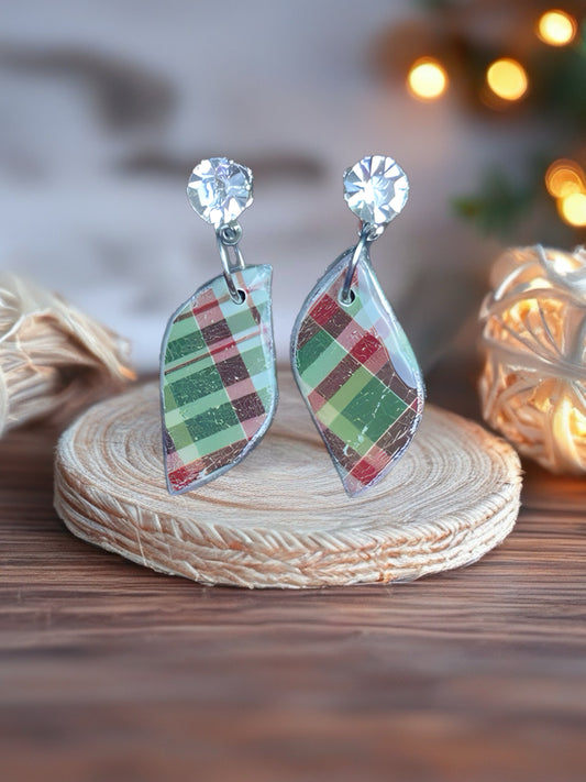 Retro Christmas Plaid Sparkle Earrings - Silver Faceted Glass Post